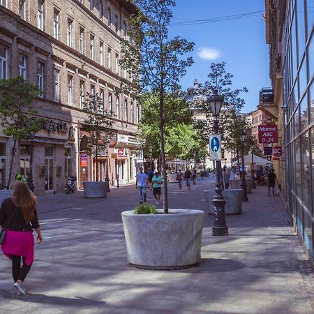 Budapest Passage 1 外观 照片