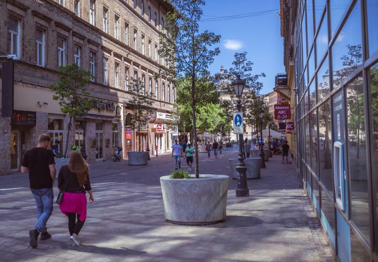 Budapest Passage 1 外观 照片